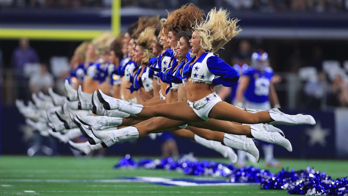 Dallas Cowboys Cheerleaders: Making the Team': Why America Can't Quit the  Dallas Cowboys Cheerleaders