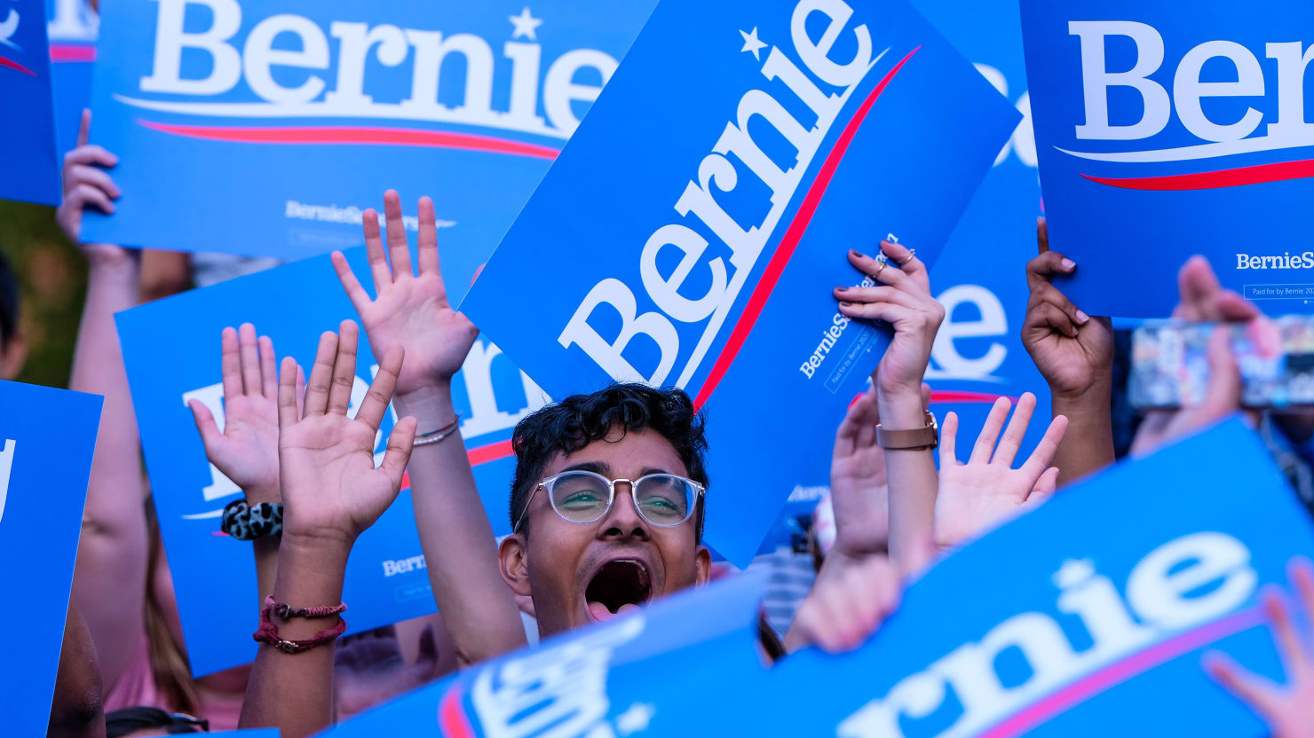 Bernie Bros Are Loud Proud And Toxic To Bernie Sanders Campaign 