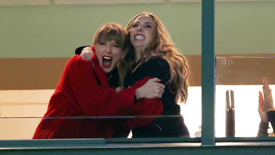 Taylor Swift and Brittany Mahomes