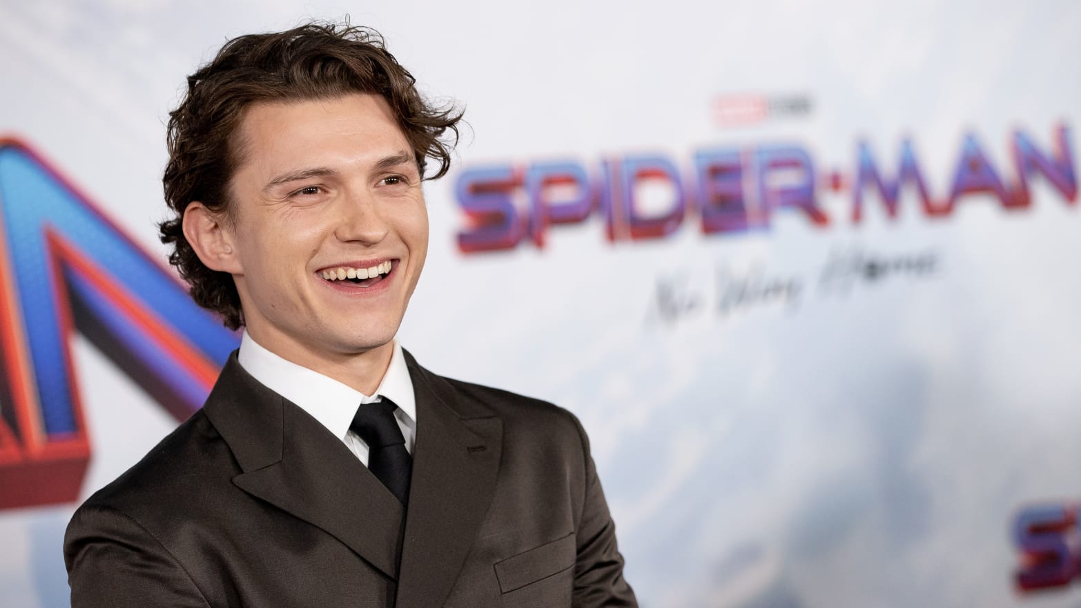 Tom Holland, Andrew Garfield, and Tobey Maguire Reunite to Talk ‘Spider ...
