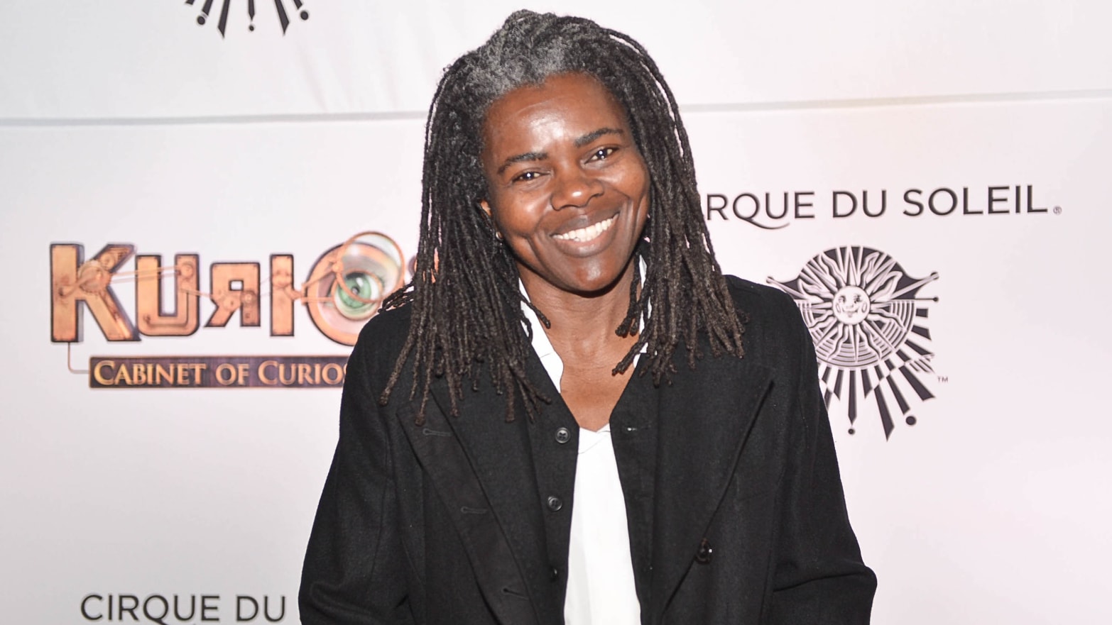 "Fast Car" singer Tracy Chapman smiling