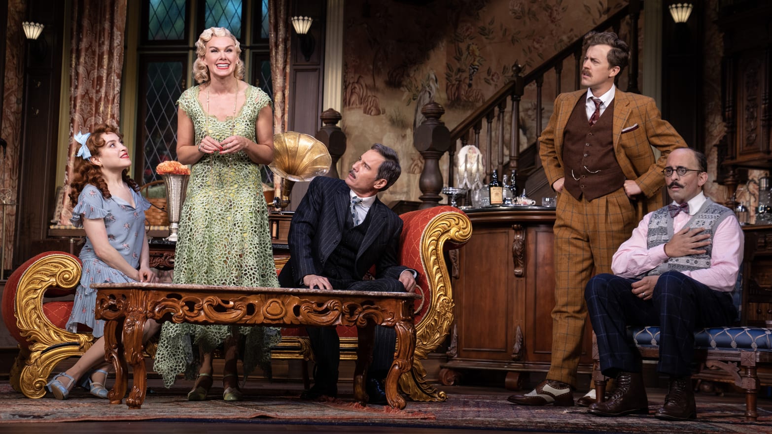 Dana Steingold, Laura Bell Bundy, Eric McCormack, Alex Moffat, and Nehal Joshi perform in The Cottage.