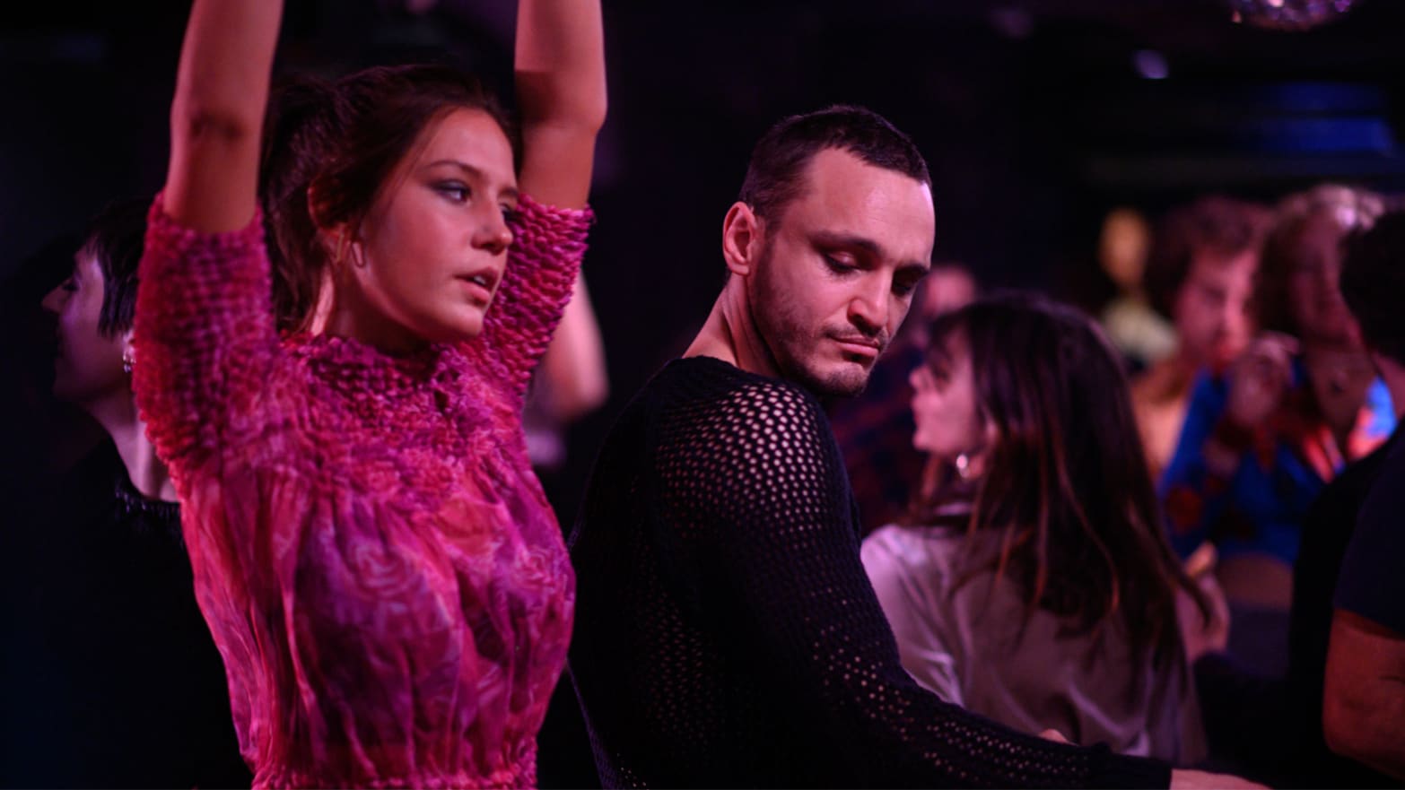 A production still of Franz Rogowski and Adèle Exarchopoulos in Passages.