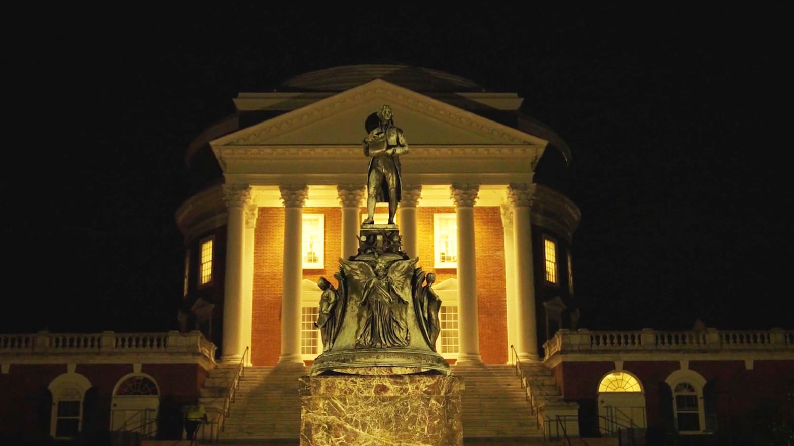 Charlottesville statue