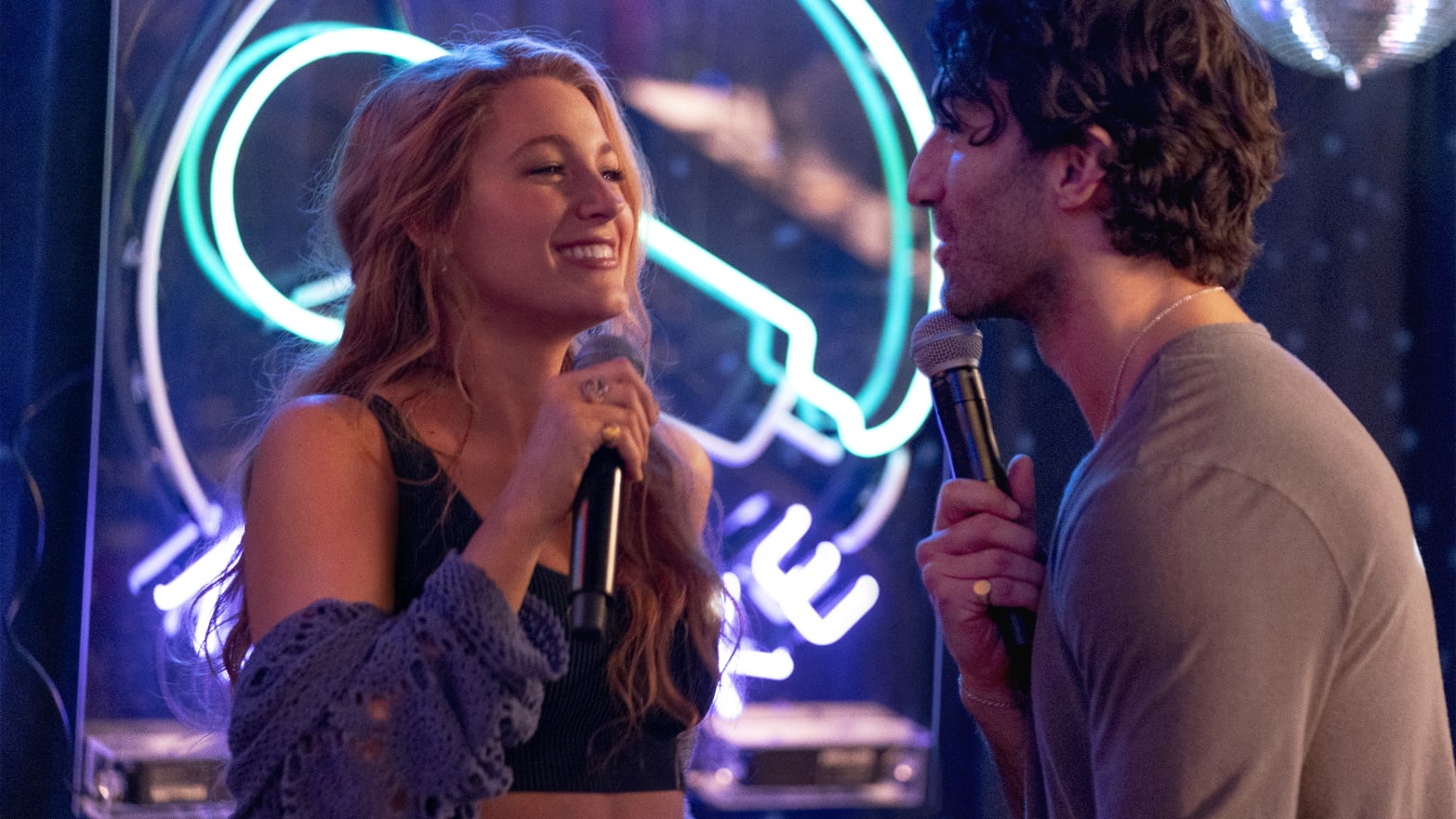 A photo still of Blake Lively and Justin Baldoni