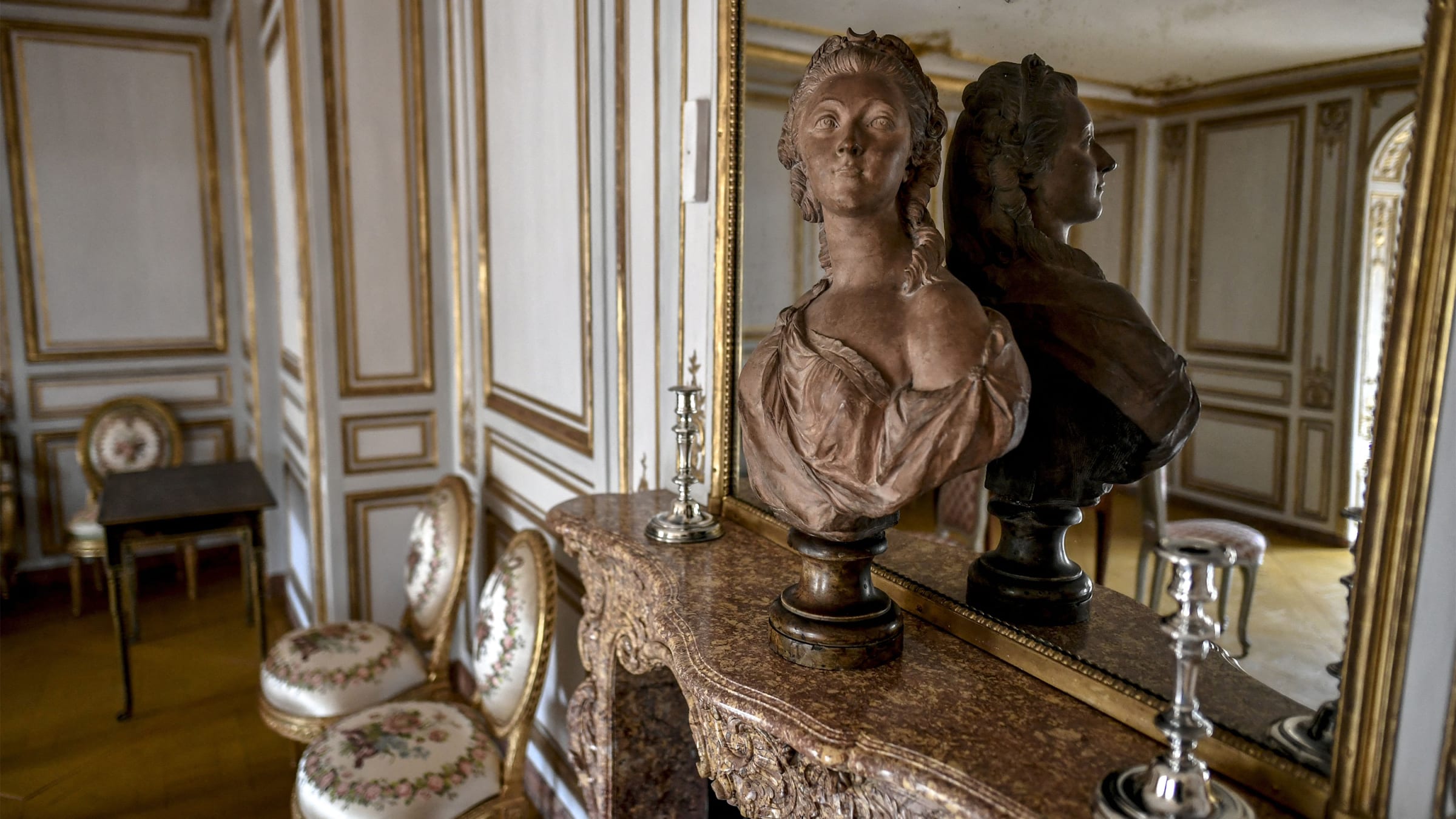 At Versailles, the Apartments of Frances Greatest Mistress Have Reopened