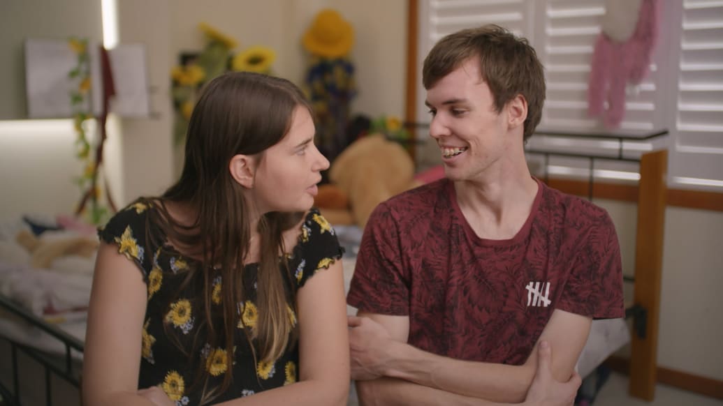 8 Best Netflix Dating Shows Like 'Love Is Blind