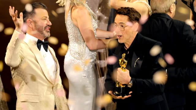 Jimmy Kimmel and Robert Downey Jr. at the Oscars.