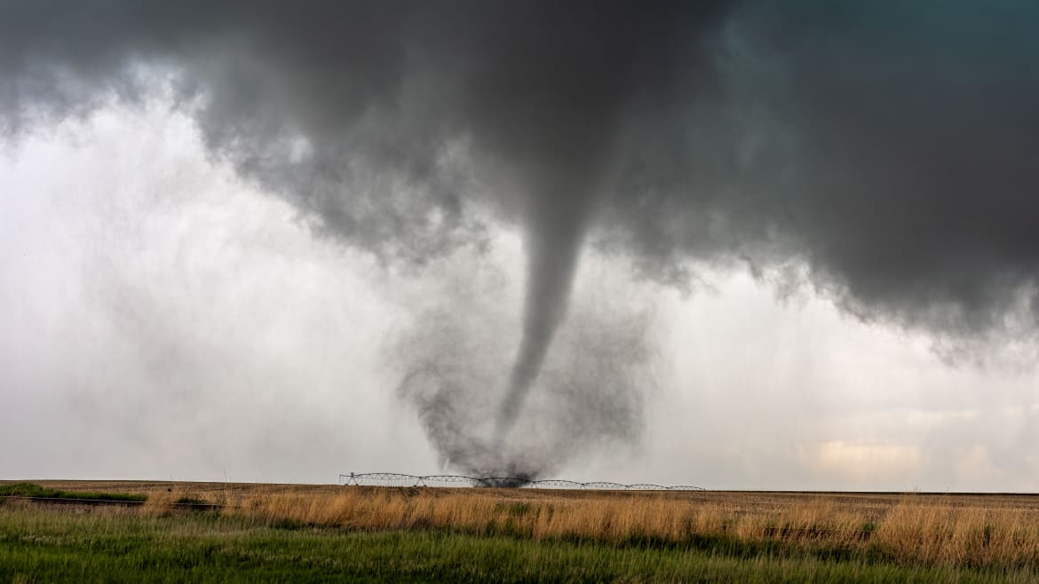 Don’t Make This Rookie Mistake While Tornado Chasing