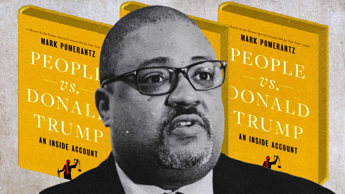 Could a Secret Contract Halt This Tell-All Book on the Trump Probe?