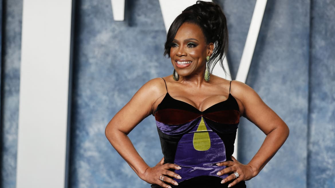 Sheryl Lee Ralph Says a ‘Famous TV Judge’ Sexually Assaulted Her