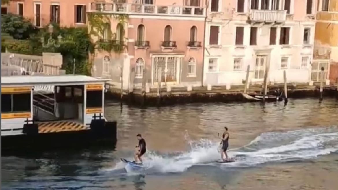 Venice Fines ‘Idiots’ Who Surfed Grand Canal $1,500 a Piece