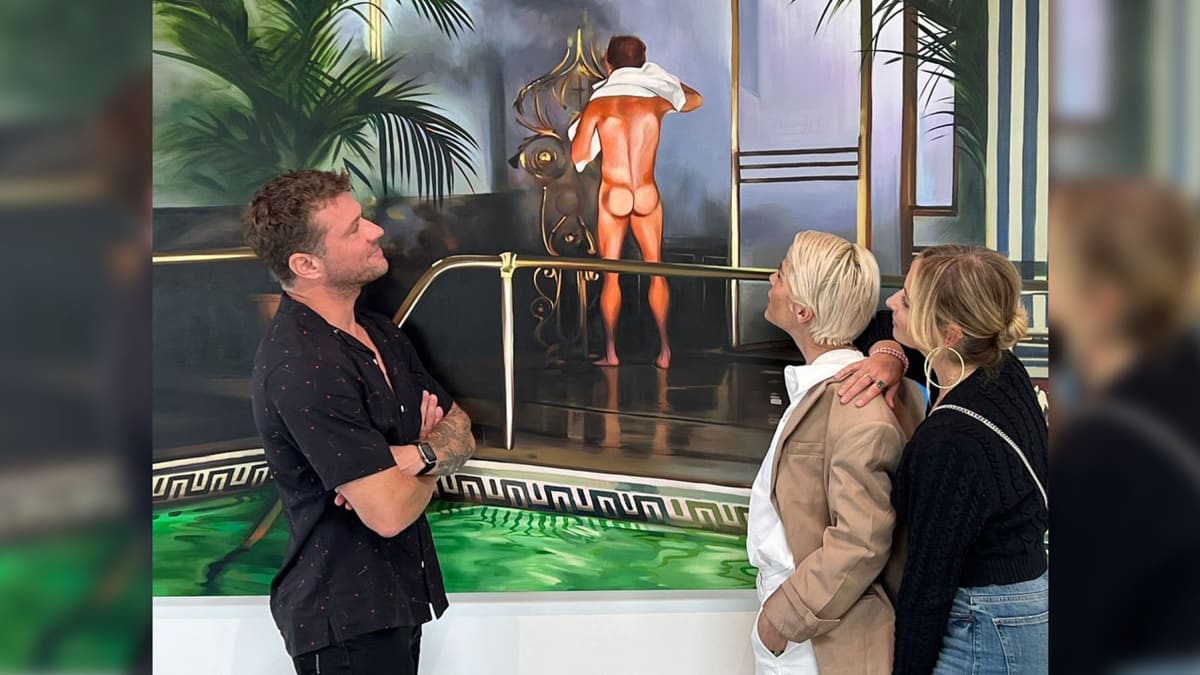 Ryan Phillippe Gazes at His Butt in 'Cruel Intentions' With Sarah Michelle  Gellar and Selma Blair