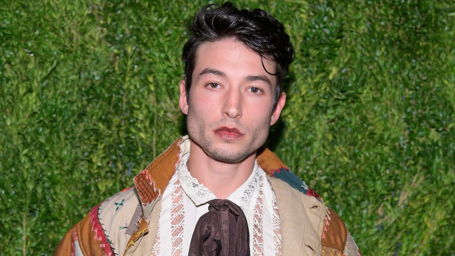 “Justice League” fans shouldn’t forget about Ezra Miller’s attack video