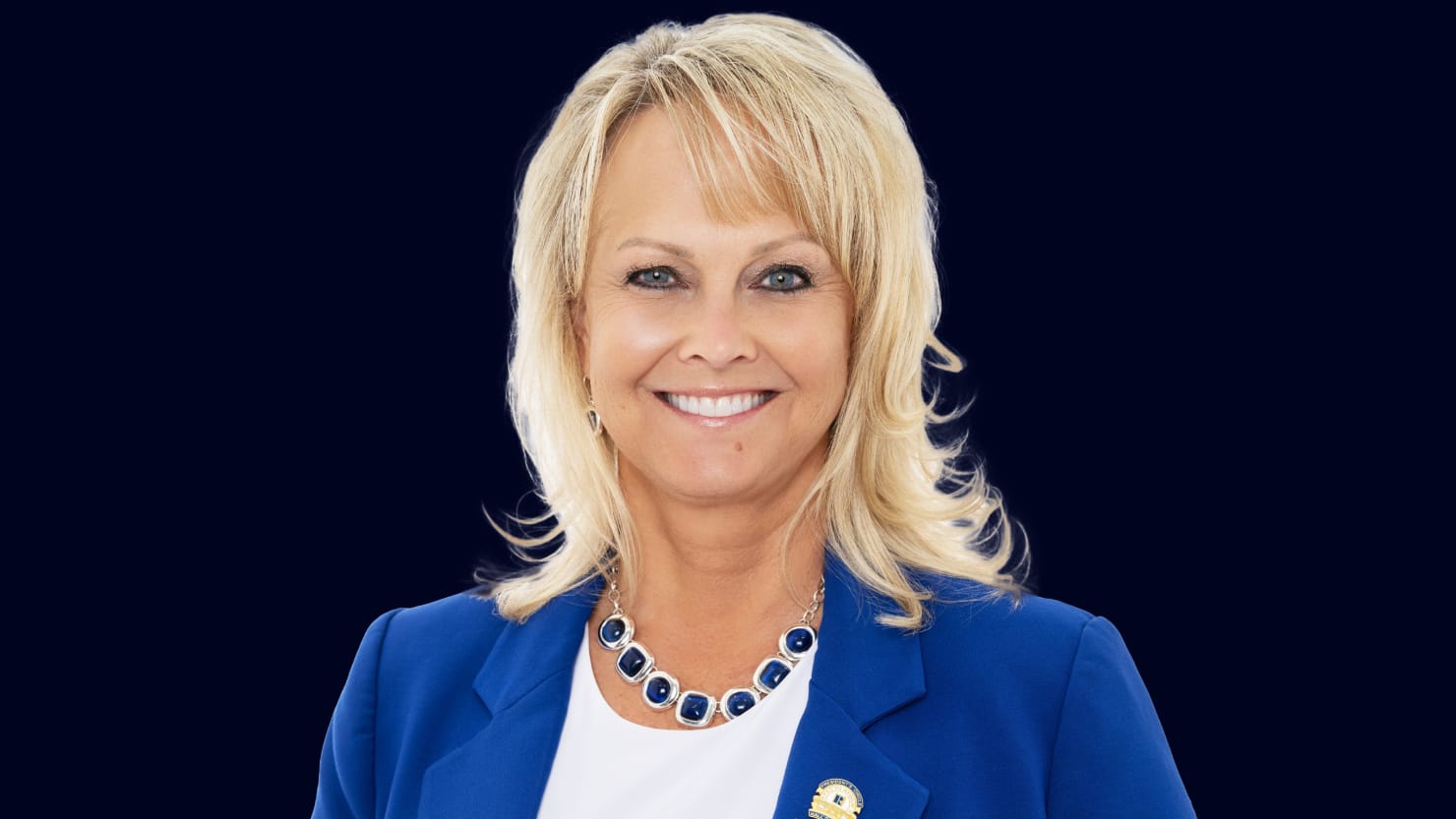 La présidente de l’Association nationale des agents immobiliers, Tracy Kasper, démissionne, alléguant du chantage