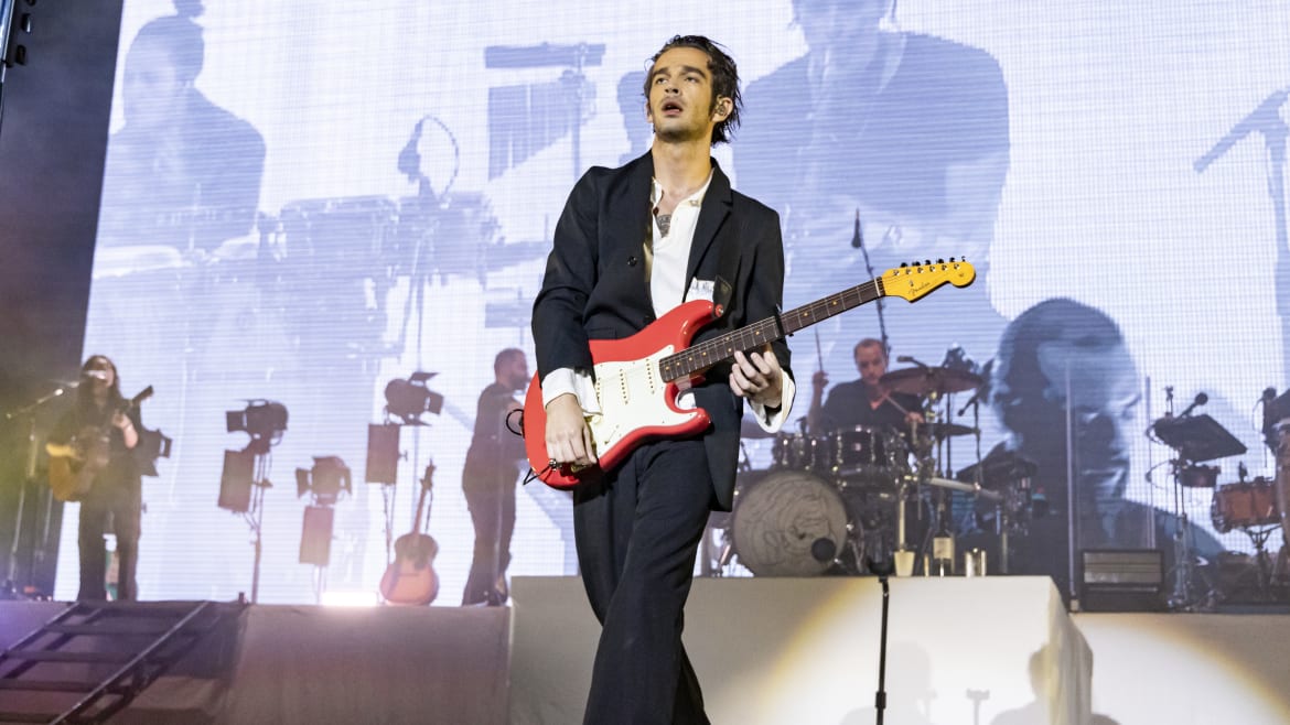 Matty Healy Says The 1975 Will Take ‘Indefinite Hiatus’ From Live Shows Following Controversies