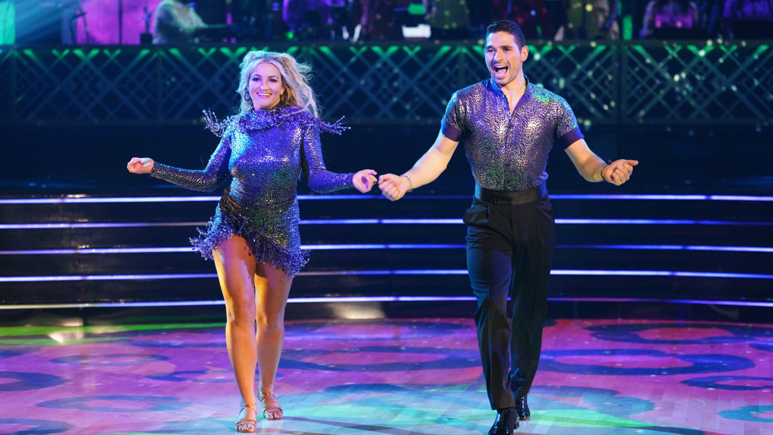 Photo still of Jamie Lynn Spears and Alan Bersten dancing on 'Dancing With the Stars'