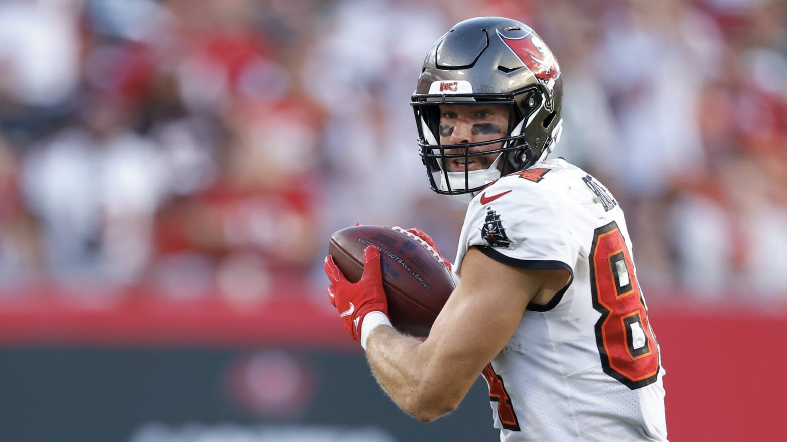 Ex-Coach Tony Dungy Fumes After Tampa Bay Buccaneers Tight End Cameron  Brate Plays With Concussion