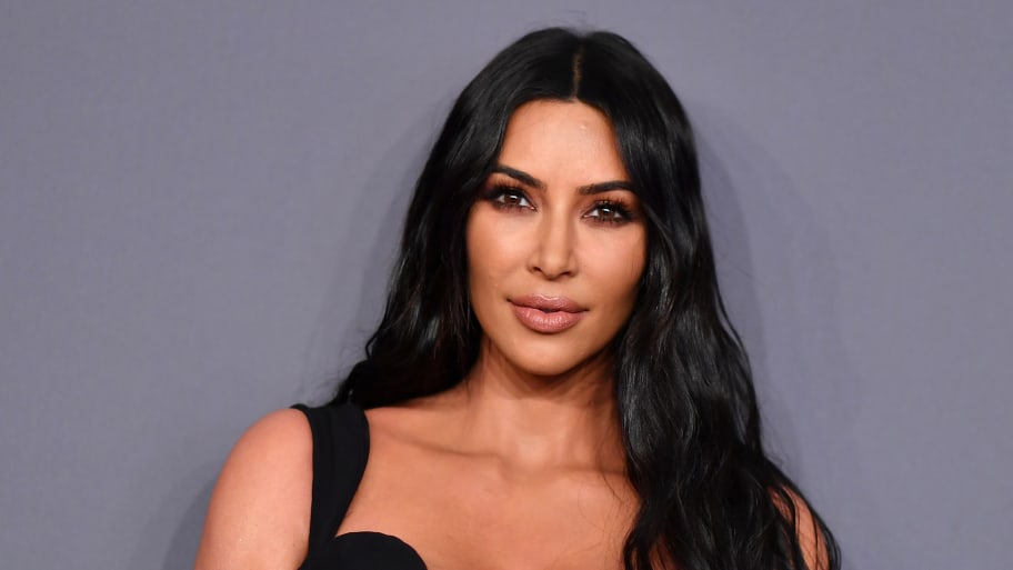 Kim Kardashian says ‘The Santa Clause’ is her all-time favorite movie 