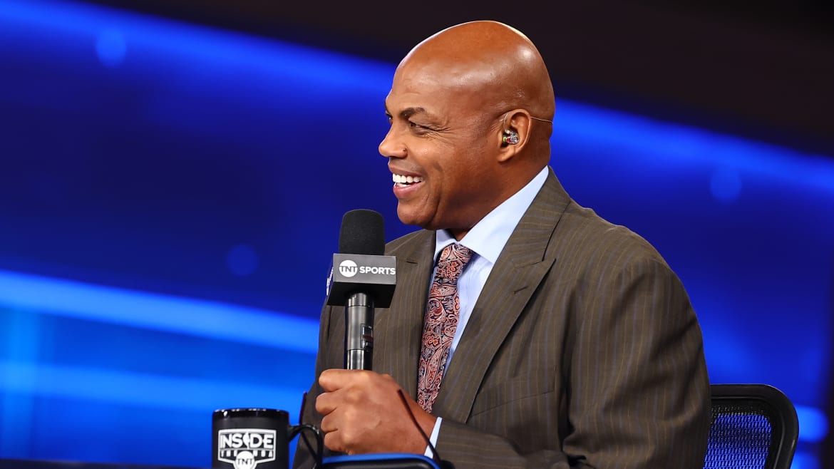 Fox News Now ‘Loves’ Charles Barkley—After Telling Him to ‘Go to Hell’