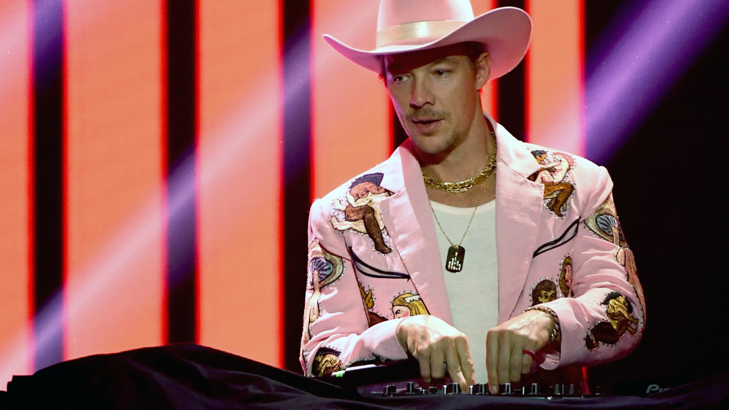 Woman Accuses Dj Diplo Of Grooming Her Since Age 17 And ‘revenge Porn Judge Grants Restraining