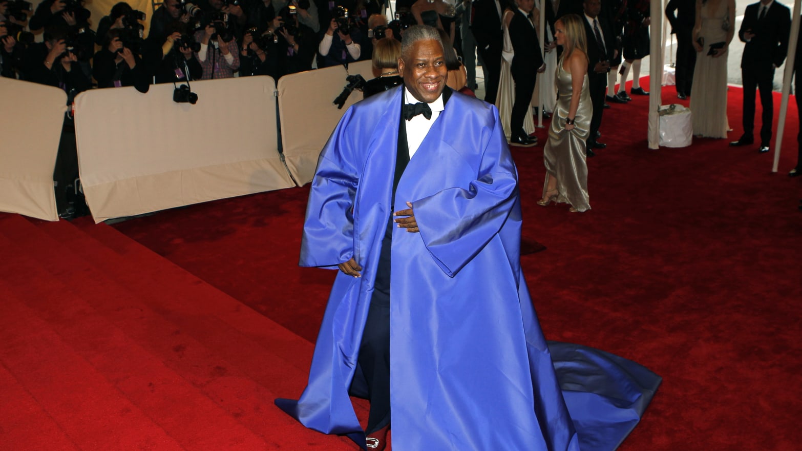 10 Of André Leon Talley's Most Iconic Fashion Moments