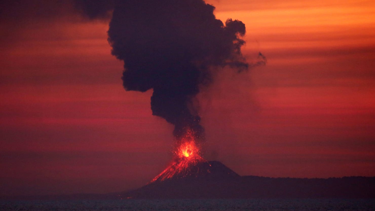 ‘Angry Child of Krakatoa’ Tsunami Struck Indonesia Without Warning