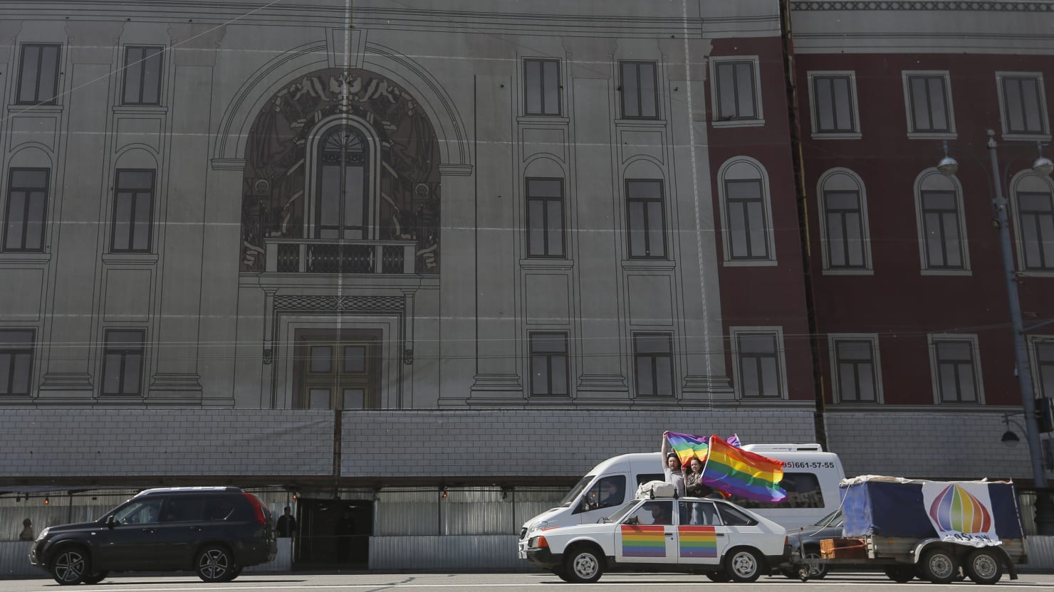 Police raid gay clubs across Moscow after anti-LGBTQ Supreme Court ruling