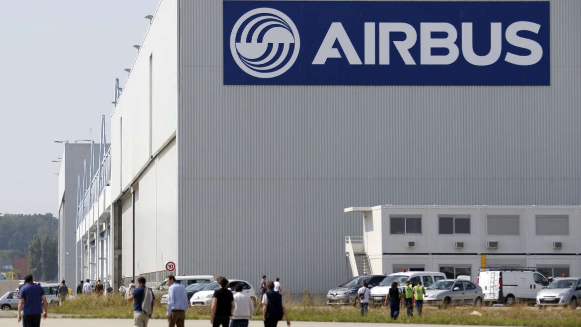 Airbus’ Holiday Party Surprise: 700 Violently Ill Employees