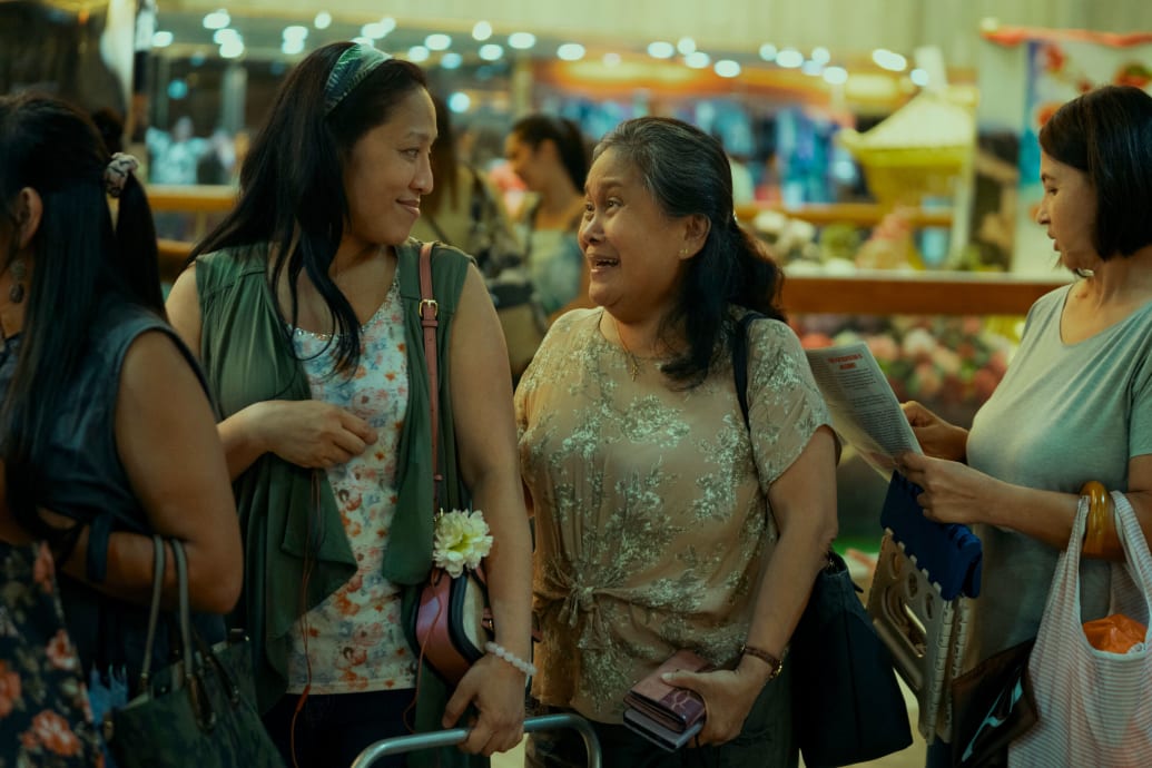 Puri played by Amelyn Pardenilla and Essie played by Ruby Ruiz in the Expat's fifth episode.
