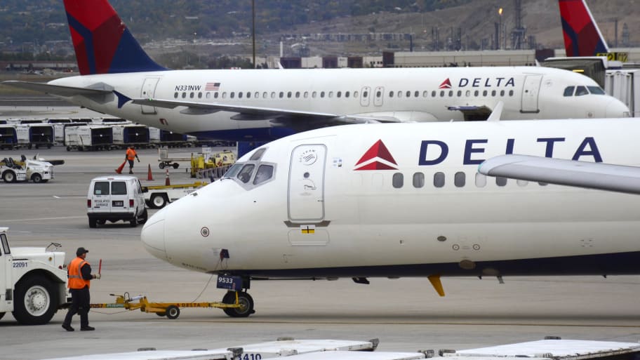 Delta Airlines passenger planes