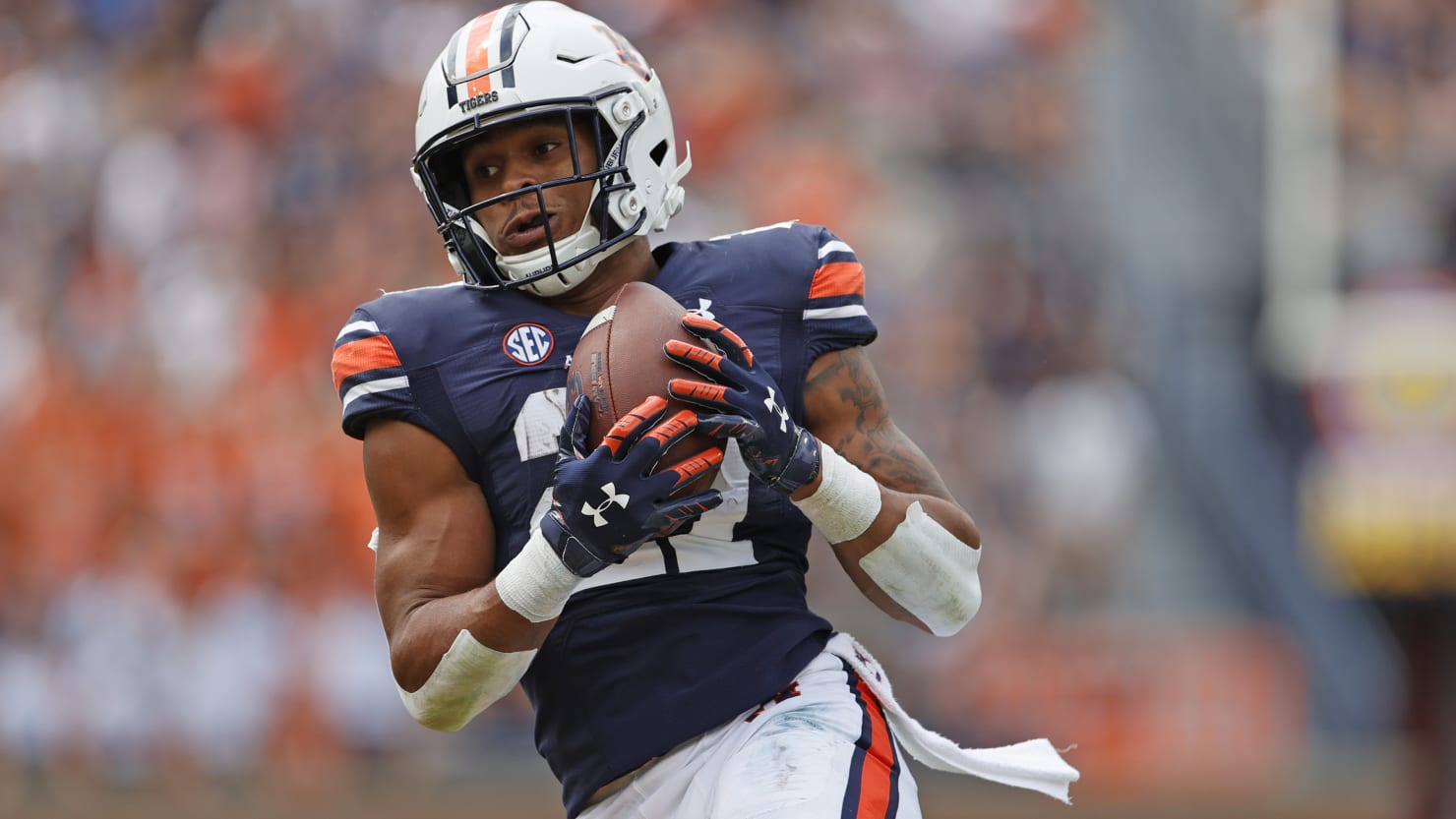 Auburn Football Star Jarquez Hunter in Sex Video Scandal