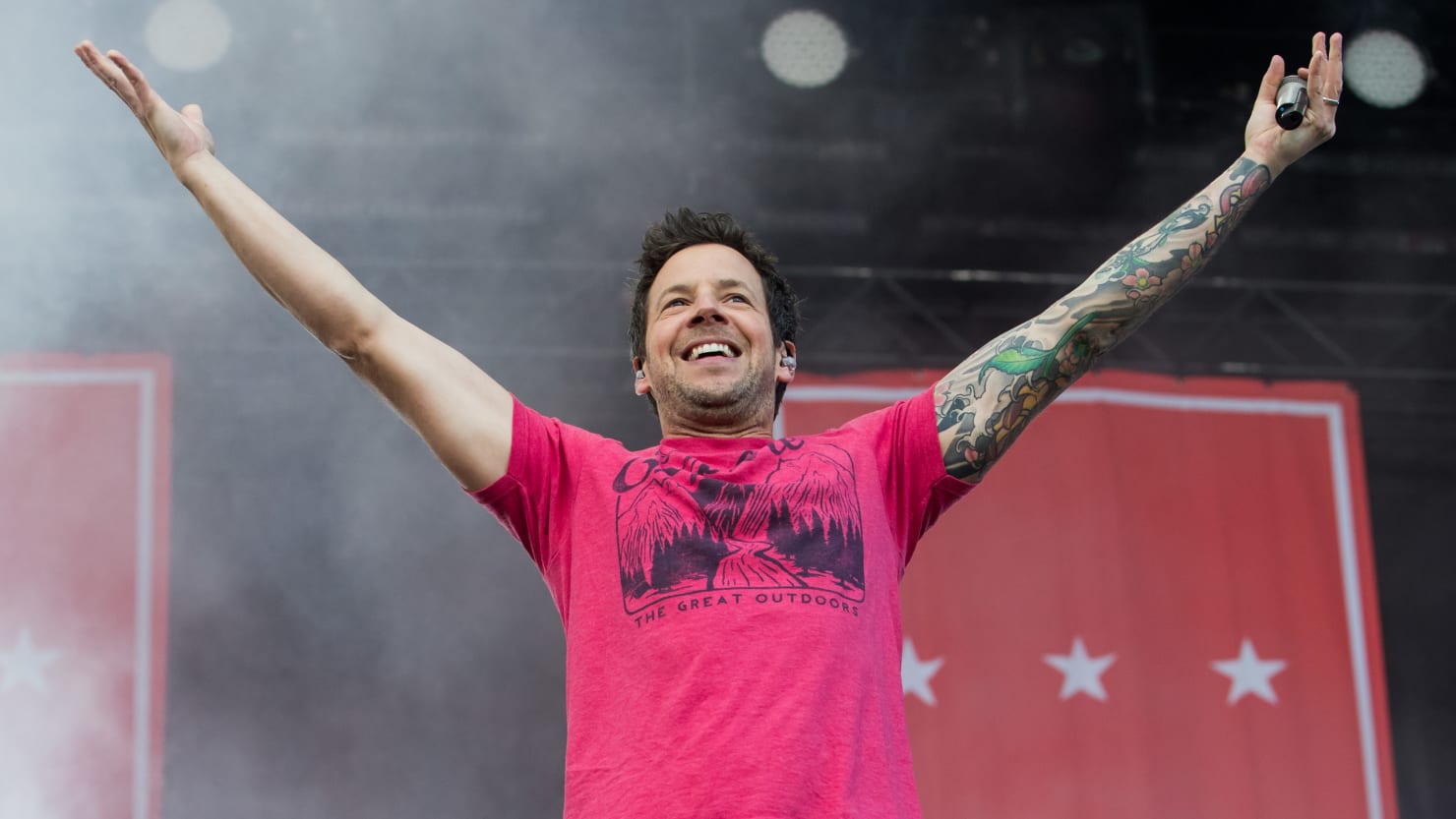 Simple Plan Knows Why We’re All Still Addicted to Pop-Punk