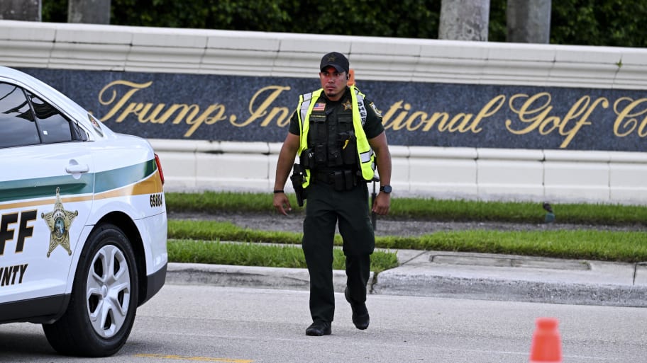 outside the Trump International Golf Club in West Palm Beach, Florida, on September 15, 2024 following a shooting incident at former US president Donald Trump's golf course