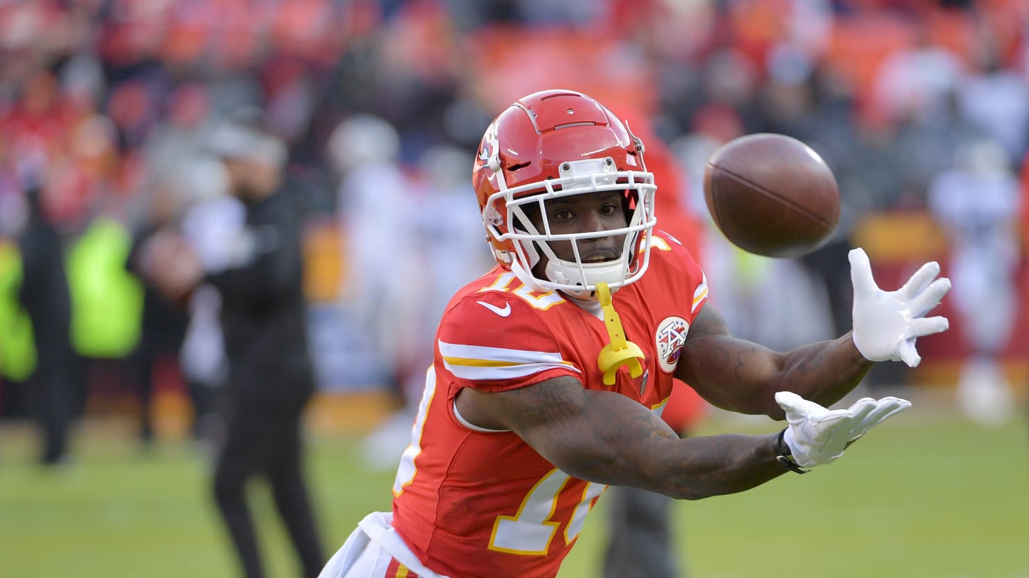 Kansas City Chiefs Welcome Back Tyreek Hill After Child-Abuse Allegations.