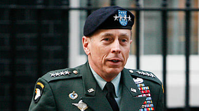 fair official Surichinmoi David Petraeus' CIA Detour: Why He's Not Going to the Pentagon