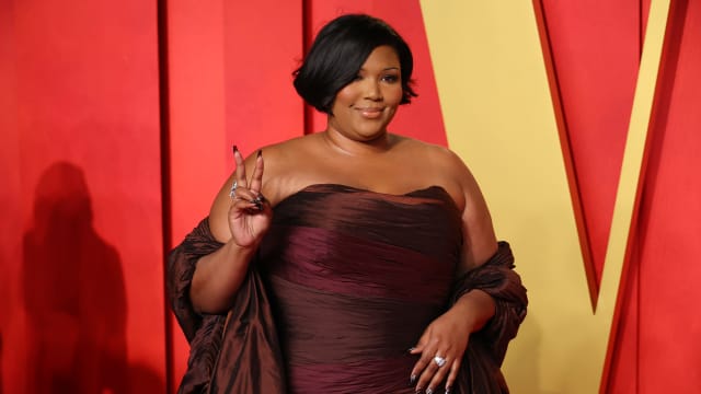 Lizzo attends 2024 Vanity Fair Oscar Party Hosted by Radhika Jones at Wallis Annenberg Center for the Performing Arts on March 10, 2024 in Beverly Hills, California. 
