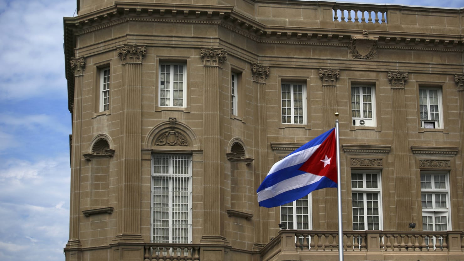 US expels 15 Cuban Diplomats