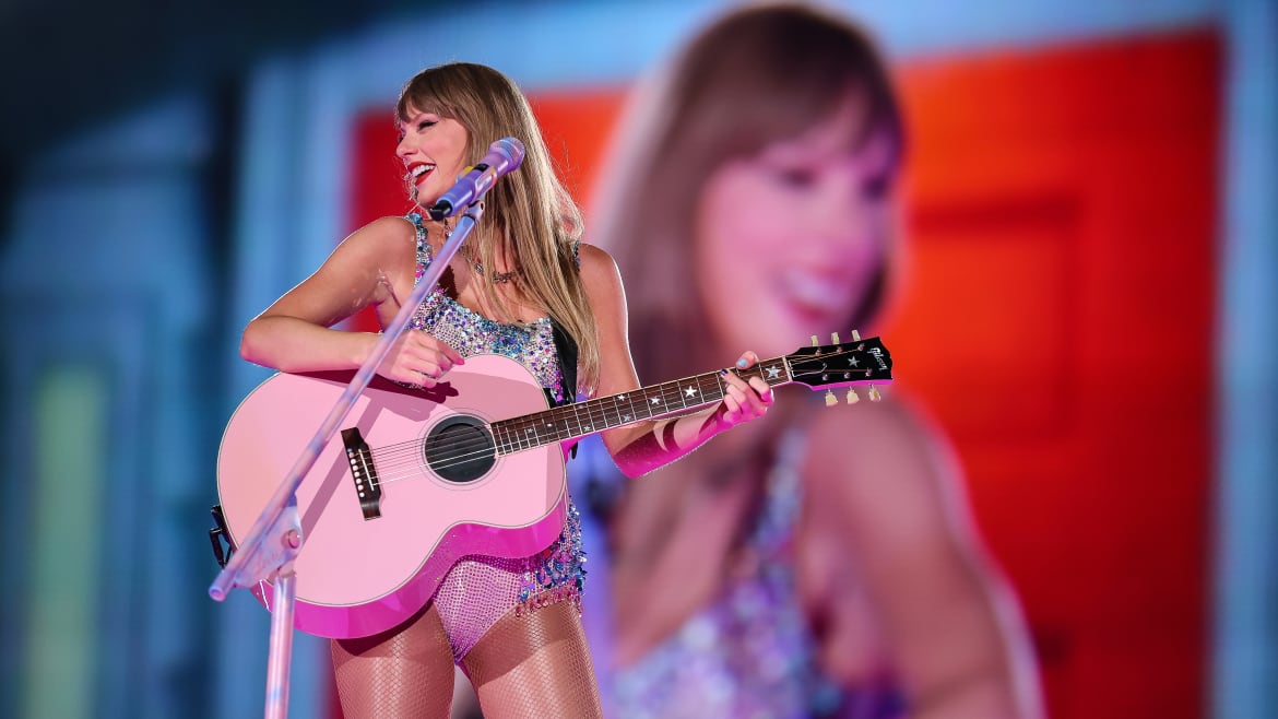 Gannett Seeks a ‘Taylor Swift’ Journalist After Massive Local Layoffs