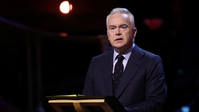 BBC newsreader Huw Edwards speaks at the UK Holocaust Memorial Day Commemorative Ceremony in Westminster in London, Britain January 27, 2020.