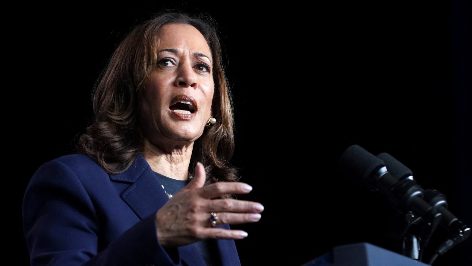 Kamala Harris came within 20 feet of a pipe bomb on Jan. 6, according to a report.