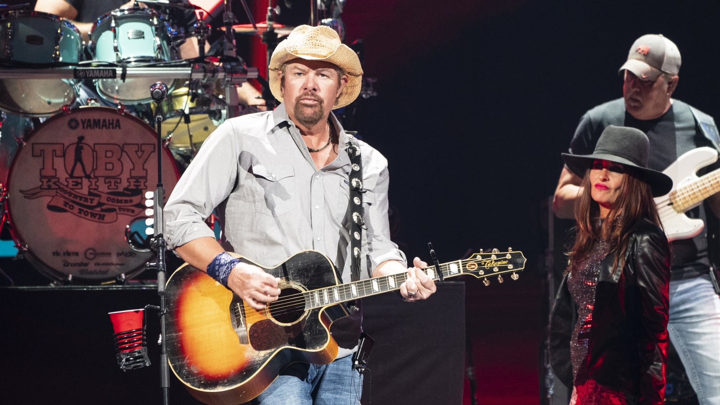 Toby Keith's Health: His Cancer Battle Explained & Updates