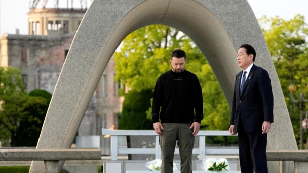 Ukrainian President Volodymyr Zelensky and Japanese Prime Minister Fumio Kishida in Hiroshima, Japan, May 21, 2023.