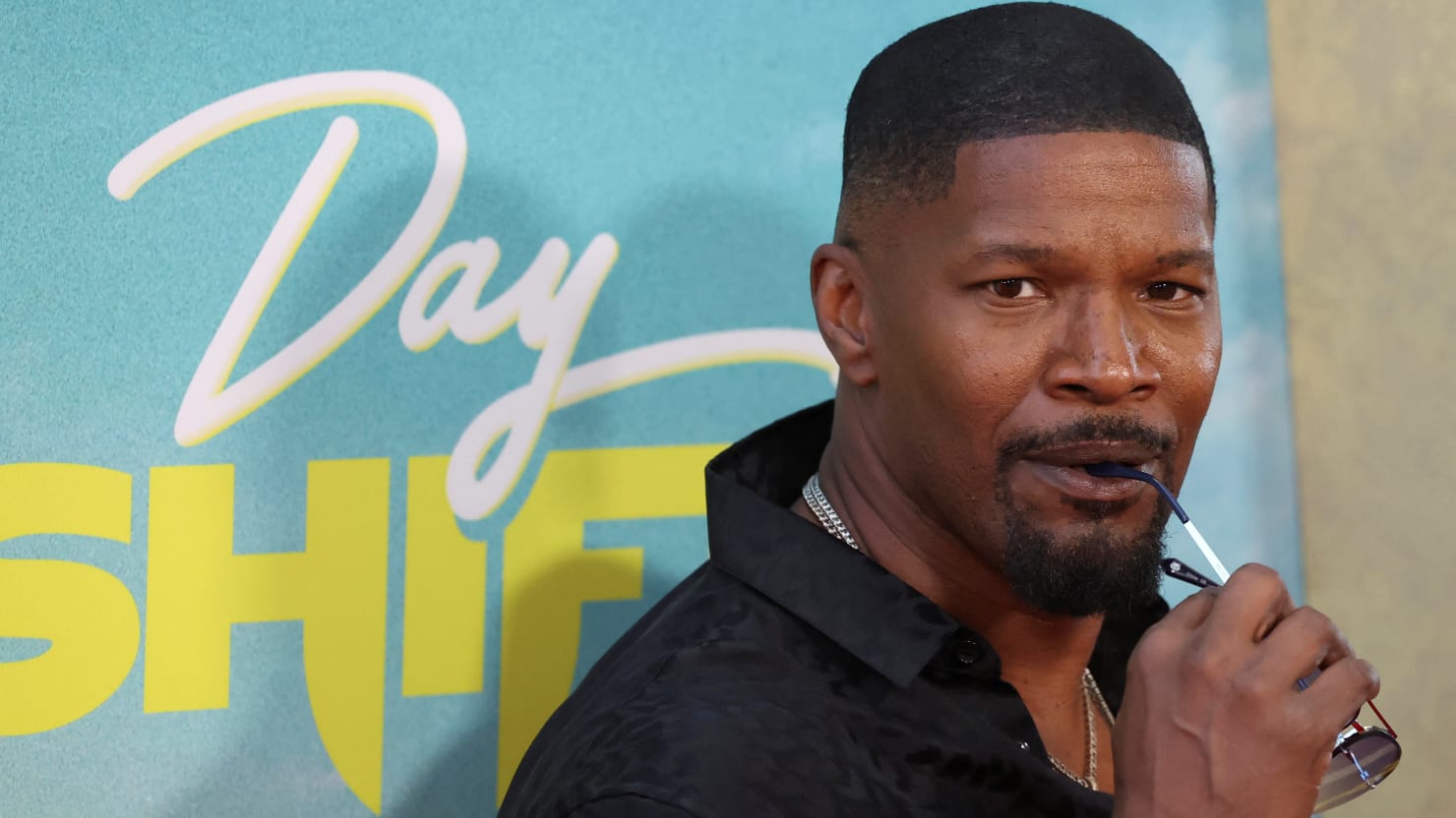Jamie Foxx rep says hospitalization not caused by COVID vaccine