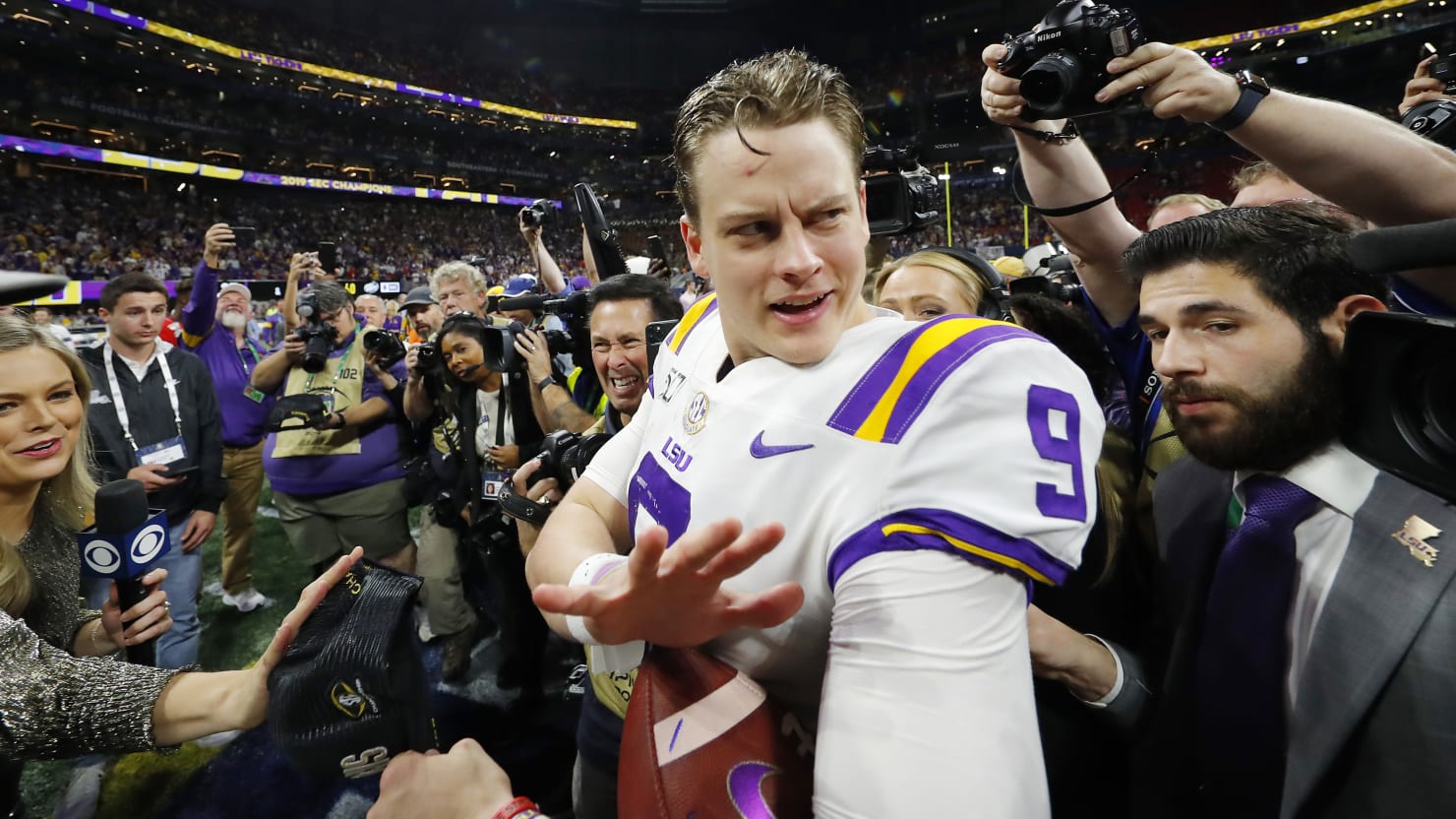 LSU Quarterback Joe Burrow Wins Heisman Trophy in Record Fashion