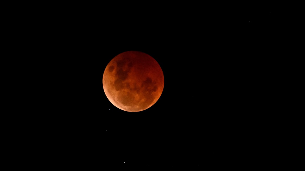 ‘Blood Moon’ Stuns Australia After Deadly Weather