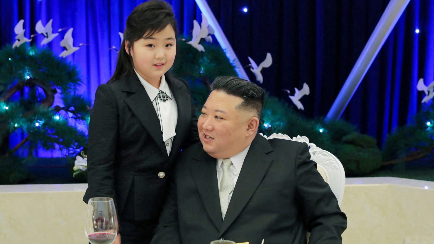 Kim Jong Uns Daughter Ju Ae Could Knock Out His Sister, Yo Jong, in North Korea Succession Feud pic image