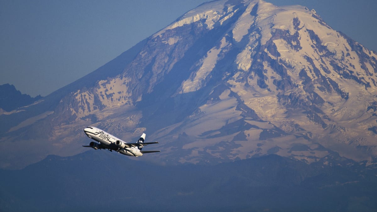 Yo Alaska Air, I thought we were tight : r/Seahawks