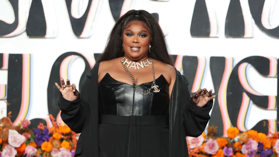 Lizzo during Femme It Forward Give Her FlowHERS Awards Gala 2023.