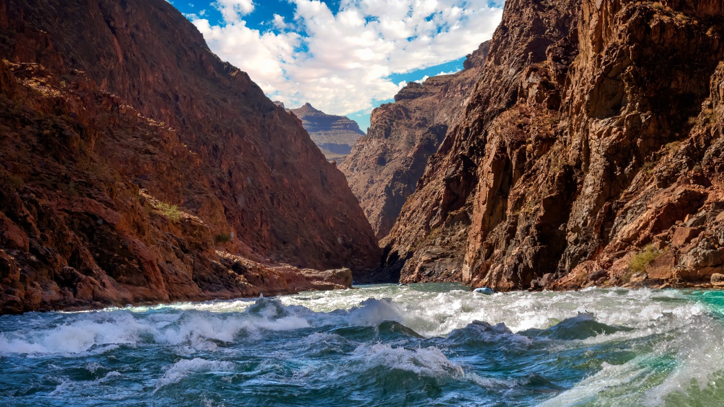Grand Canyon Motorboat Accident Leaves 1 Dead